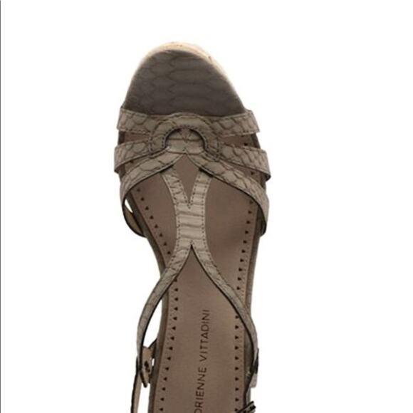 Adrienne Vittadini Espadrille Sandals Women's Size 10 Taupe Platform Wedge Beach - Picture 2 of 4